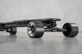 Evolve &quot;Diablo&quot; Carbon Street Electric Skateboard