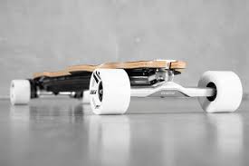 Evolve &quot;Diablo&quot; Bamboo Street Electric Skateboard